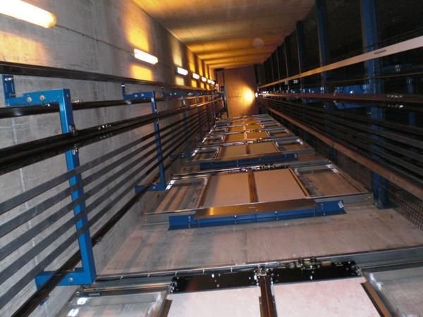 هنگام سقوط آسانسور چه کنیم ؟